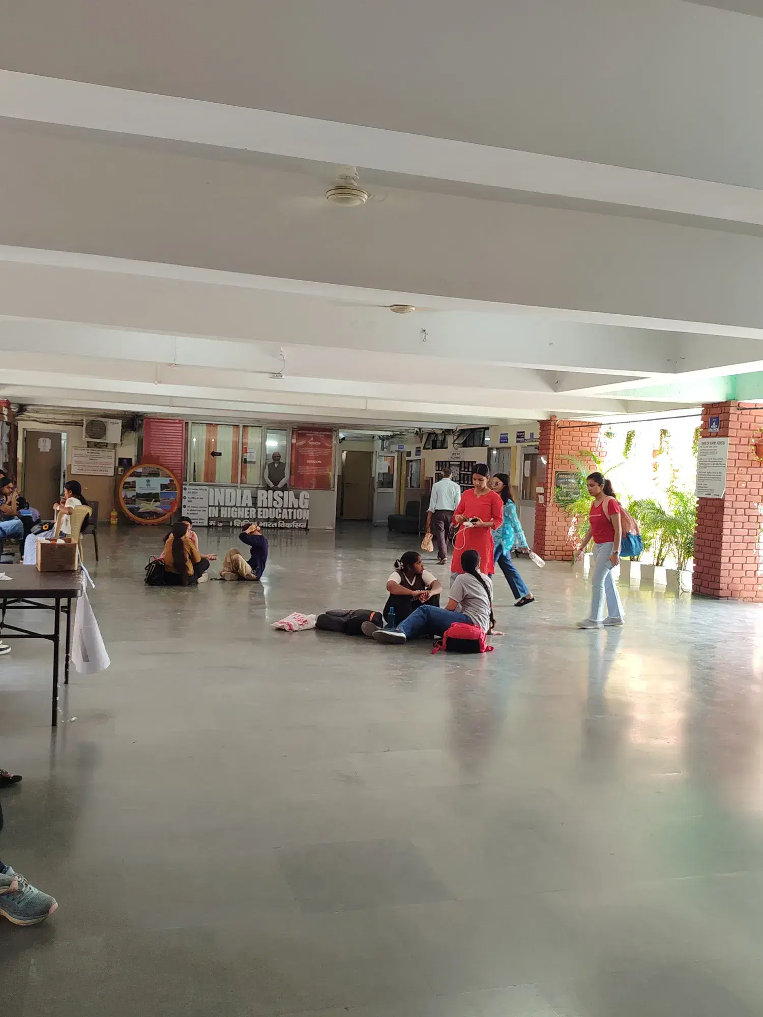 Institute of Home Economics Academic Building photo 13